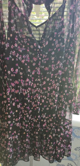 Продам новое платье