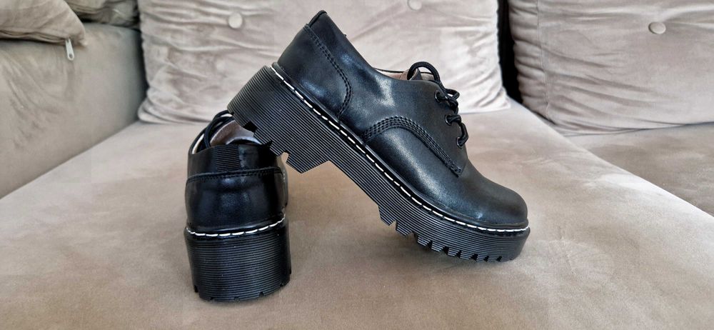 Buty glany, oksfordy Filippo roz. 36