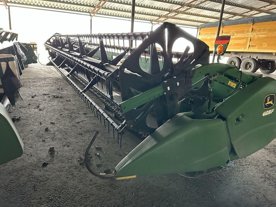 Комбайн John Deere W660 2013 року