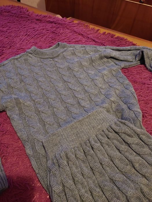 Костюм жіночий в'язаний