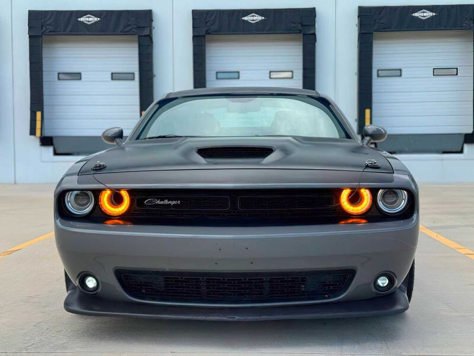 Dodge Challenger      2017