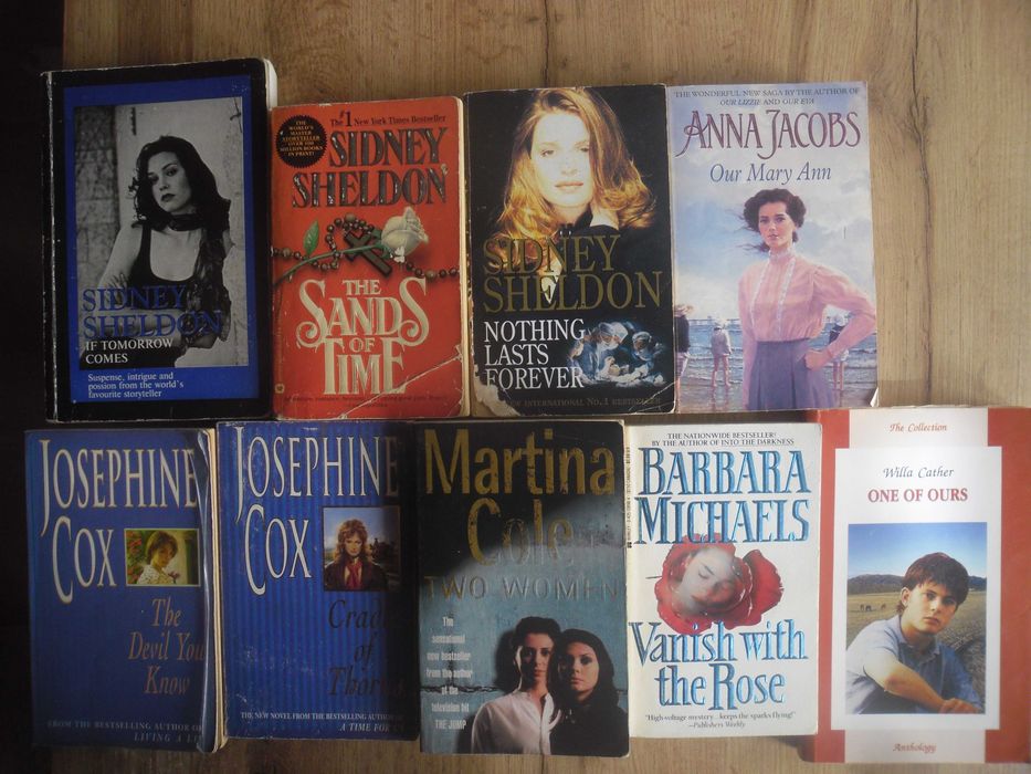 Набір книг жіночі романи та детективи англійською