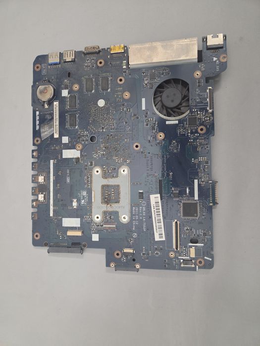 Sprzedam płytę główną  + Procesor + radiator do Laptopa ASUS X53T