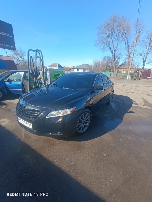 Тойота Камрі продам