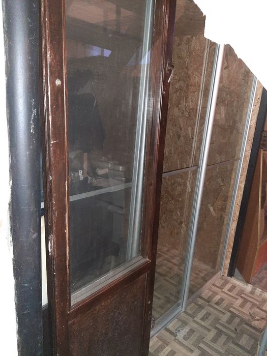 Продам дверь балконную