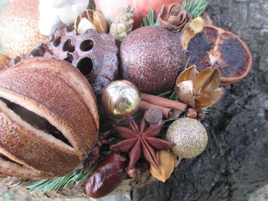 Новогодний подсвечник с пряностями ручной работы