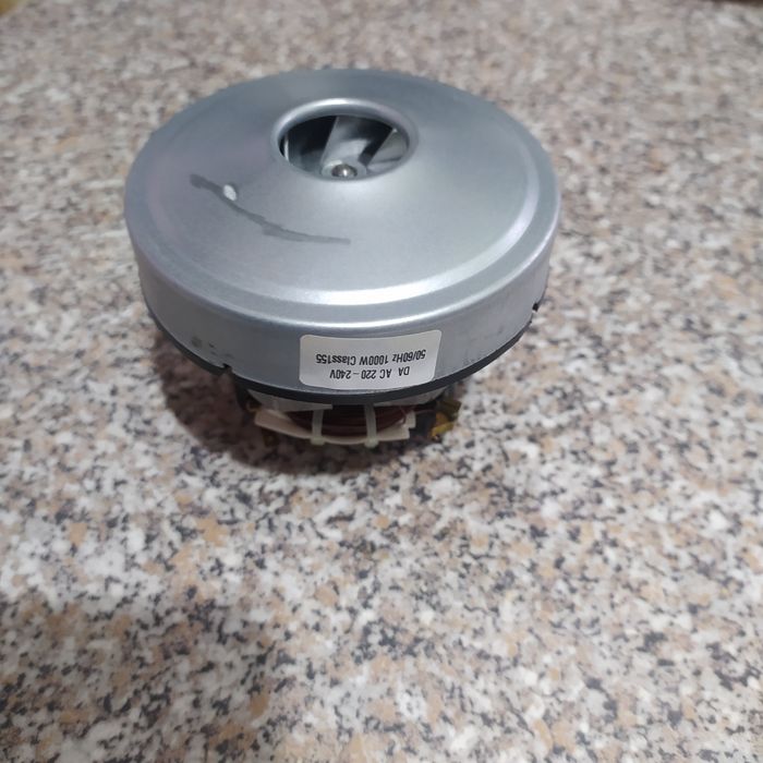 Двигатель (220-240V 1000W Class 155) для пылесоса Vegas