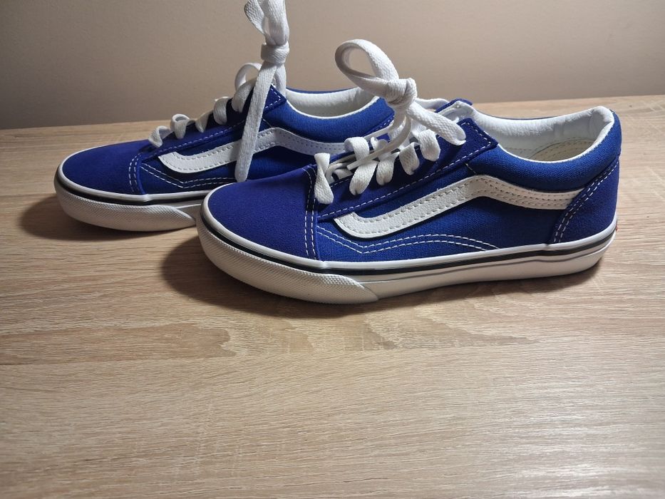 Tenisówki dziecięce Old skool marki  vans kolor niebiesko biały rozmiar 32