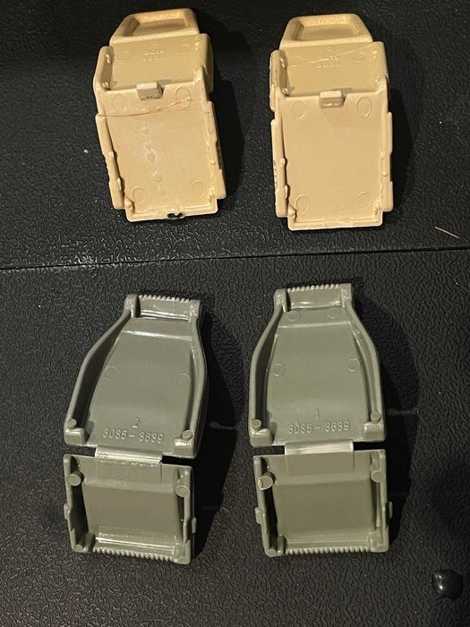 Fotele Ferrari testarossa + fotele Bugatti EB110 1/18