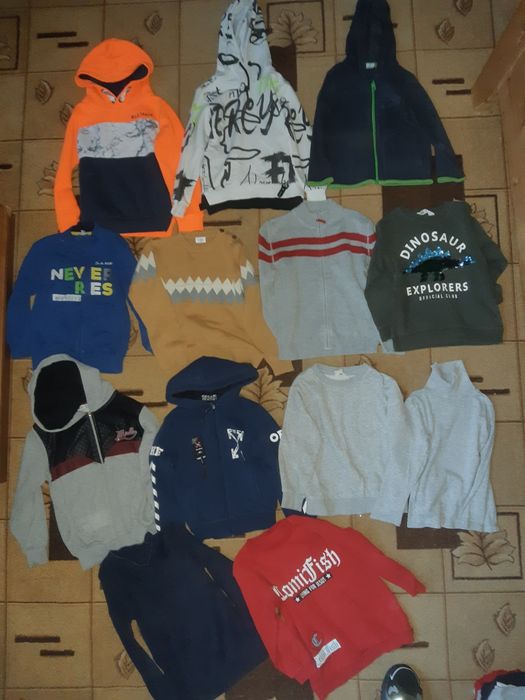 Комбенизон Штани кофта  худі футболка 110-116 см. Куртка.