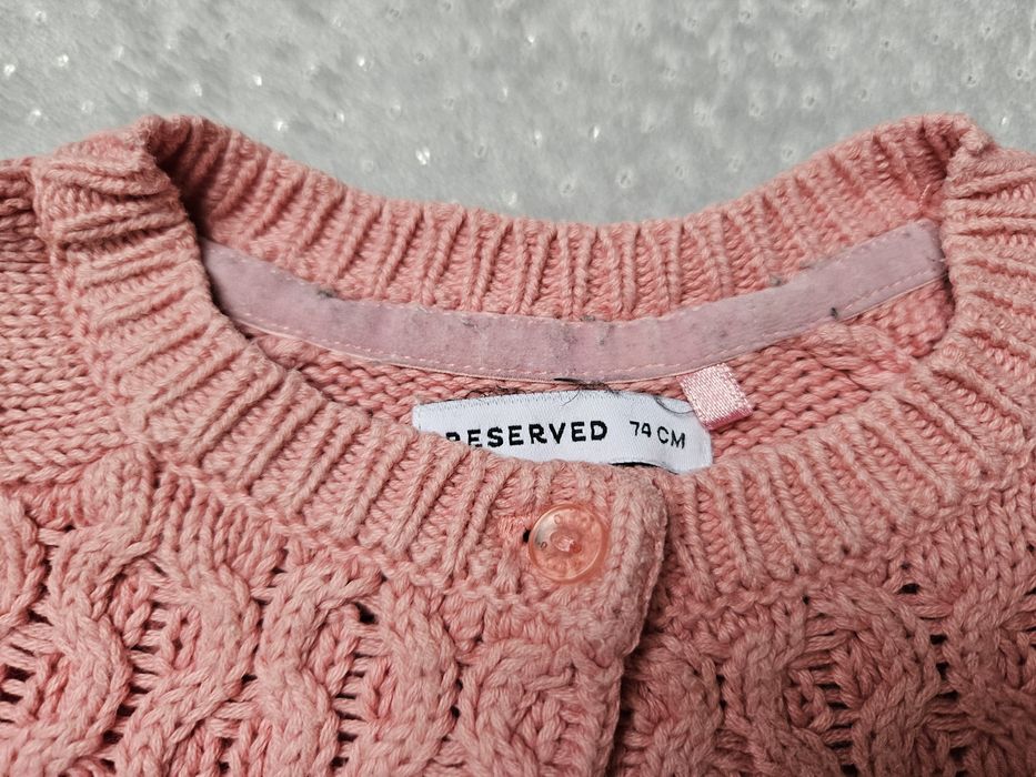 Sweterek zapinany rozmiar 74 Reserved
