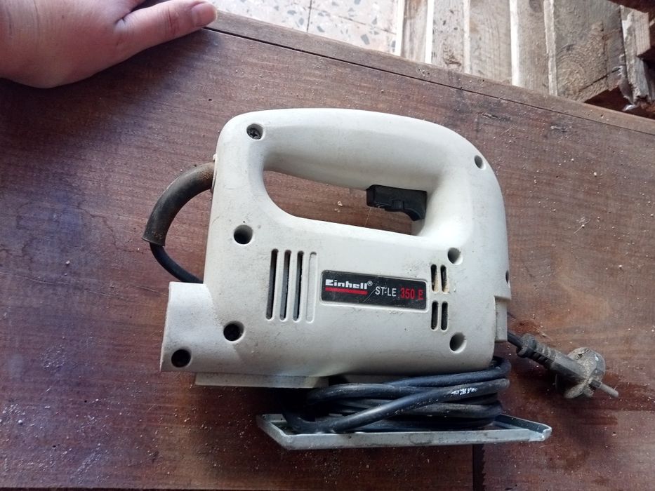 Serra Tico-tico eletrica
Marca: Einhell
Modelo: ST-LE