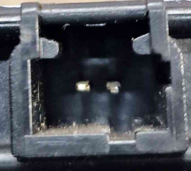 Luz Stop Adicional / 3º Stop - TOYOTA AYGO
