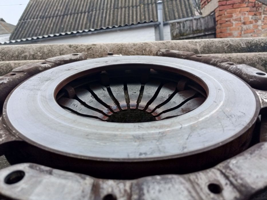 Корзина зчеплення Ланос 1.5 оригинал б.у