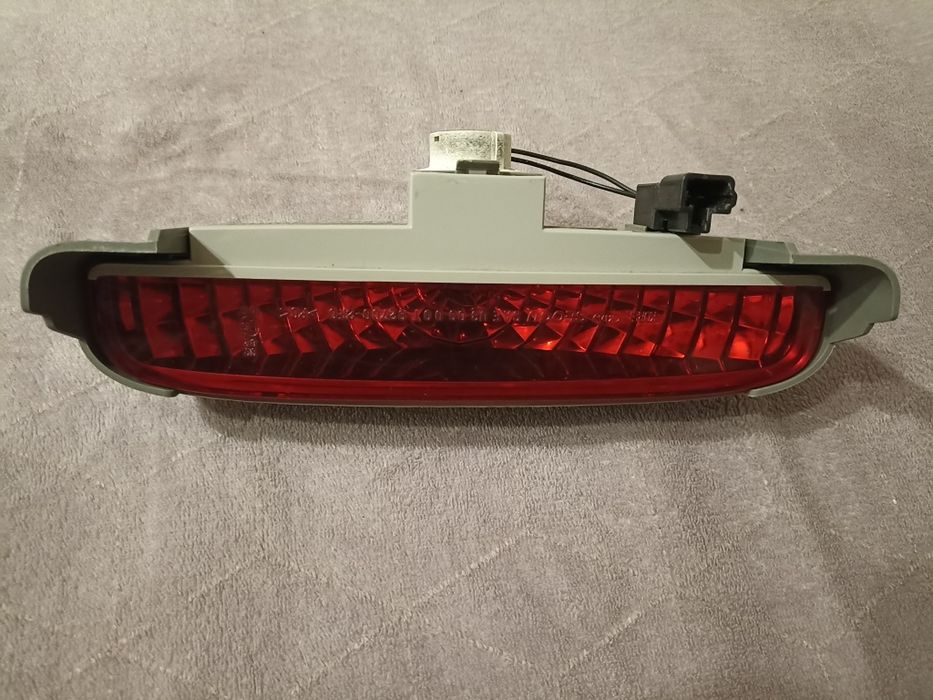 Продам дополнительный стоп сигнал kia