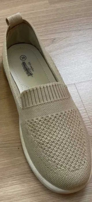 Lekkie i przewiewne balerinki buty dla kobiet i młodzieży