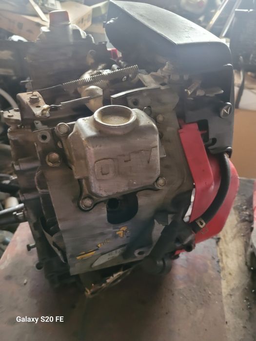 Honda G X620 silnik
