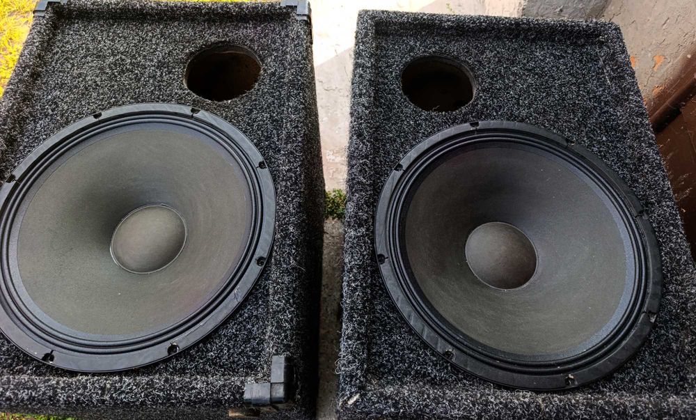 Сабвуфер Celestion 15 дюймів 400 Вт х 2шт