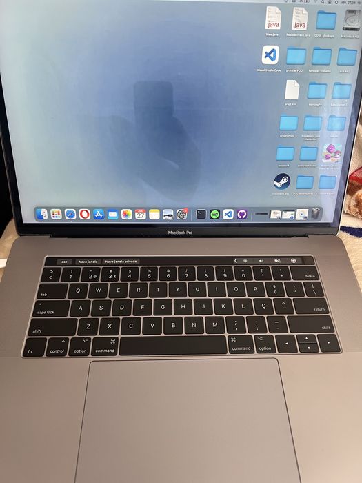 Macbook Pro Touchbar 15.6” 16gb | 512ssd i7