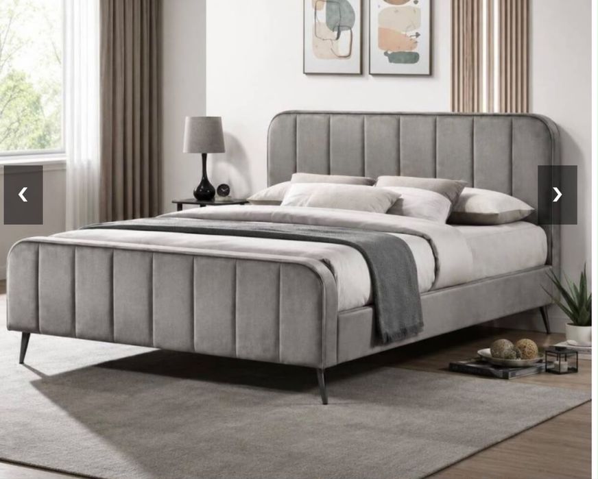 Cama com estrado