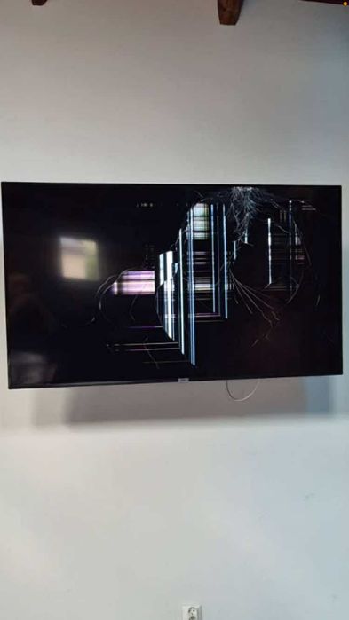 Telewizor 65 cali  TCL65P610 4K uszkodzona matryca wszystko sprawne