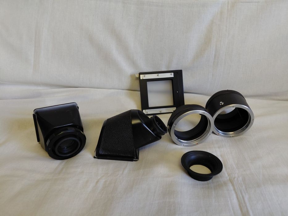 Комплект до фотоапарат Салют-С, Київ-88. Ціна договірна.