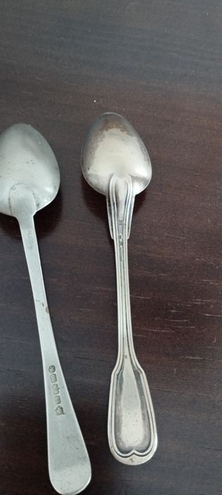 Colheres de chá antigas com banho em prata