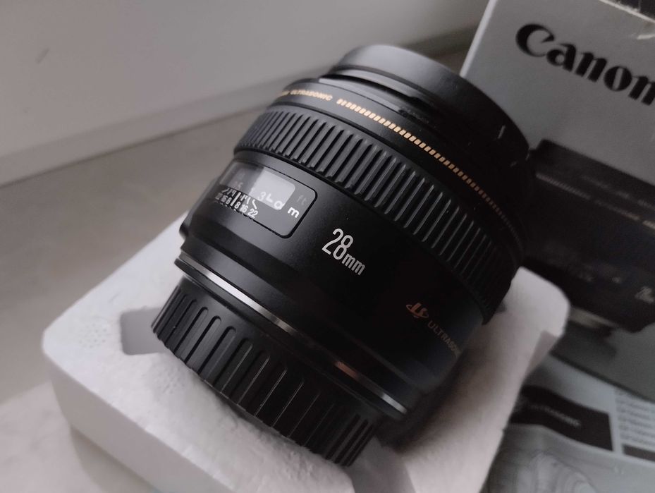 Обєктив Canon EF 28mm f/1.8 USM фікс.Заводський комплект.