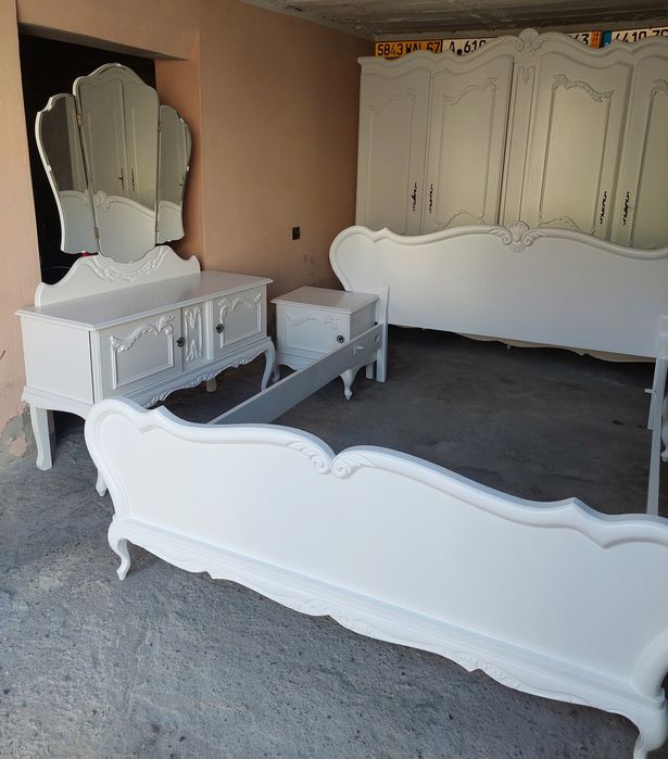 Sypialnia w stylu ludwikowskim