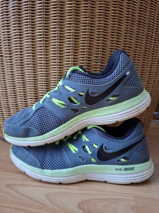 Nike Dual Fusion Lite