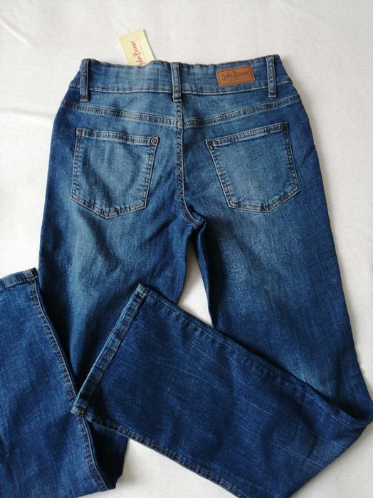 Nowe spodnie jeansowe dzwony 38 M