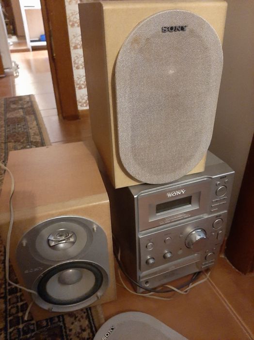 Музичний центр sony