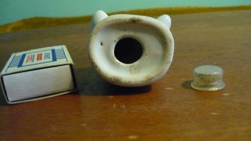 Pieprzniczka solniczka duch duszek ludzik stara ceramiczna