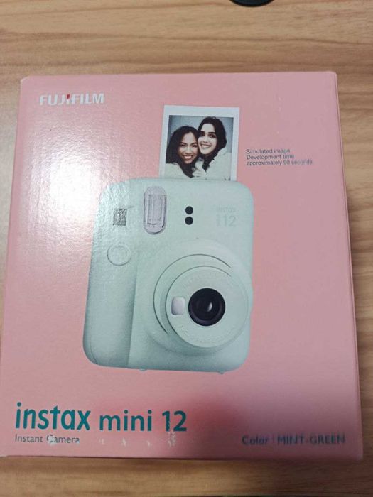 Фотокамера миттєвого друку Fujifilm INSTAX MINI 12 Mint Green