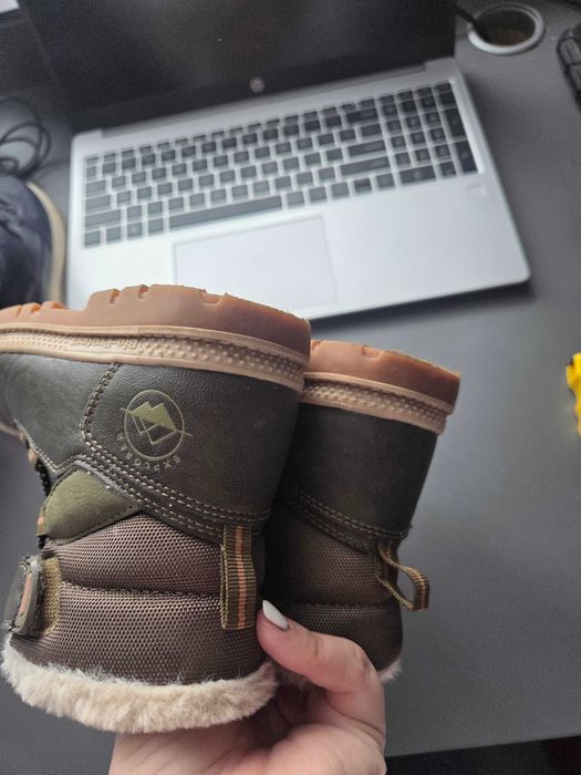 Paczka nr 245 - Buty zimowe dla chłopca