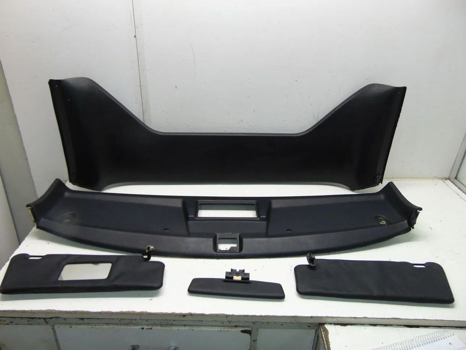 Mercedes W124 palas sol/Guarnições " nova de stock antigo