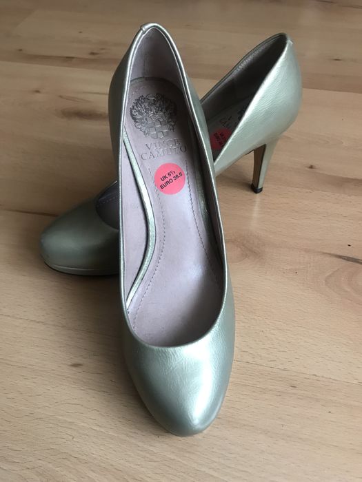 Buty na obcasie oliwkowe