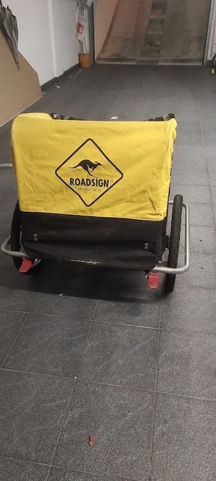 Atrelado criança bicicleta