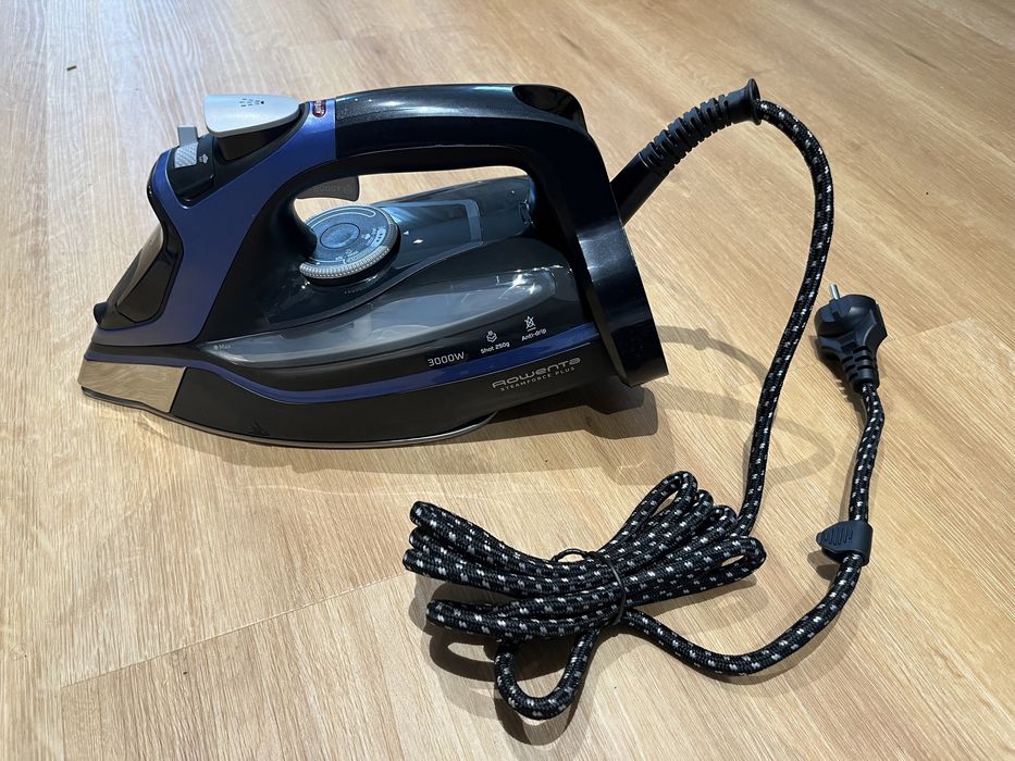 Ferro Rowenta steamforce plus