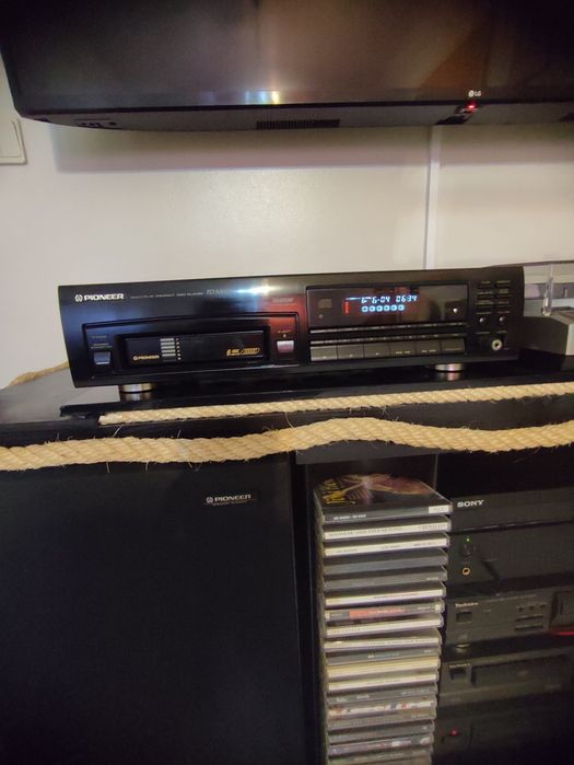 Pioneer PD-M603 com comando original e manual