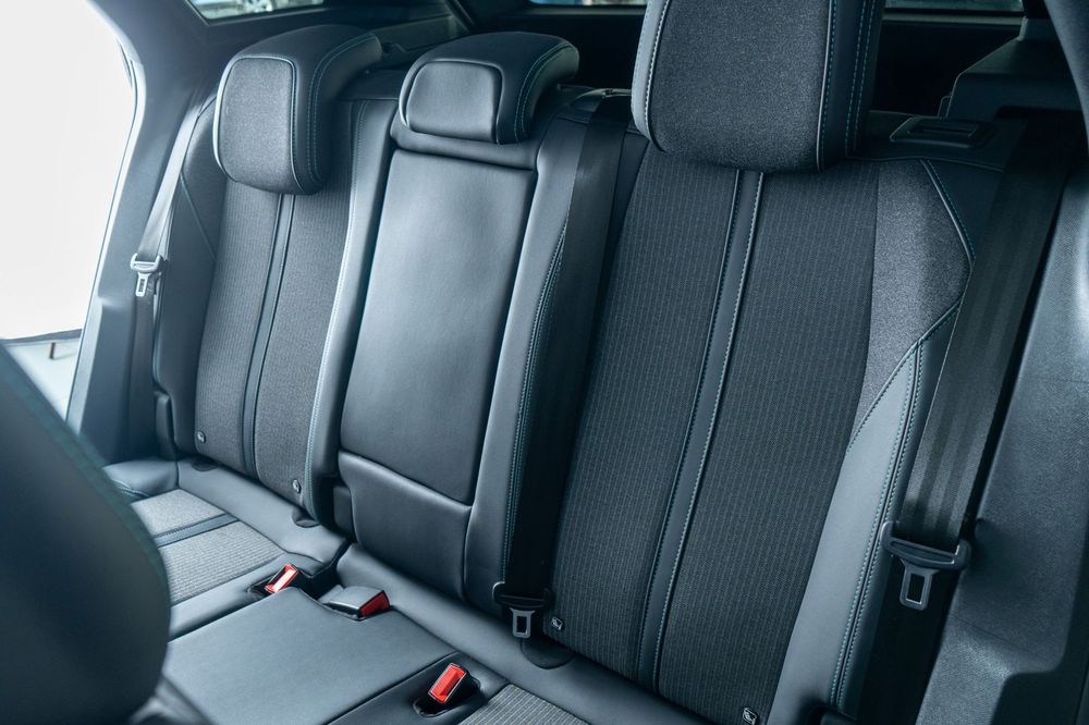 Peugeot 3008 1.2 PureTech Allure EAT8