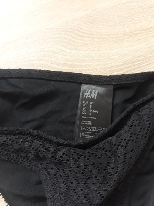 Dół kąpielowy od bikini
