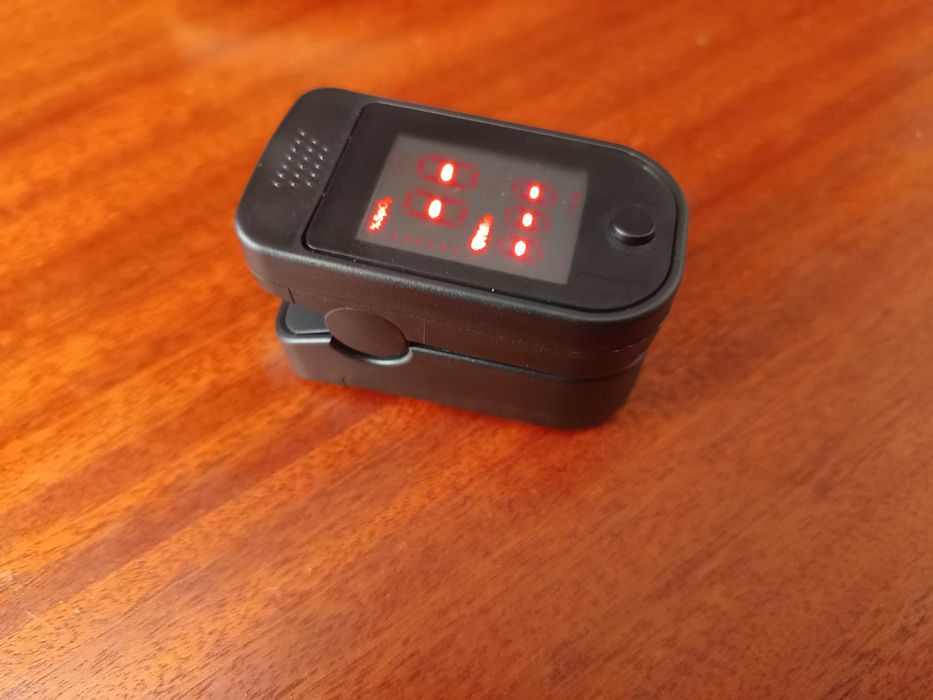 Saturímetro Oxímetro de dedo (para despachar)