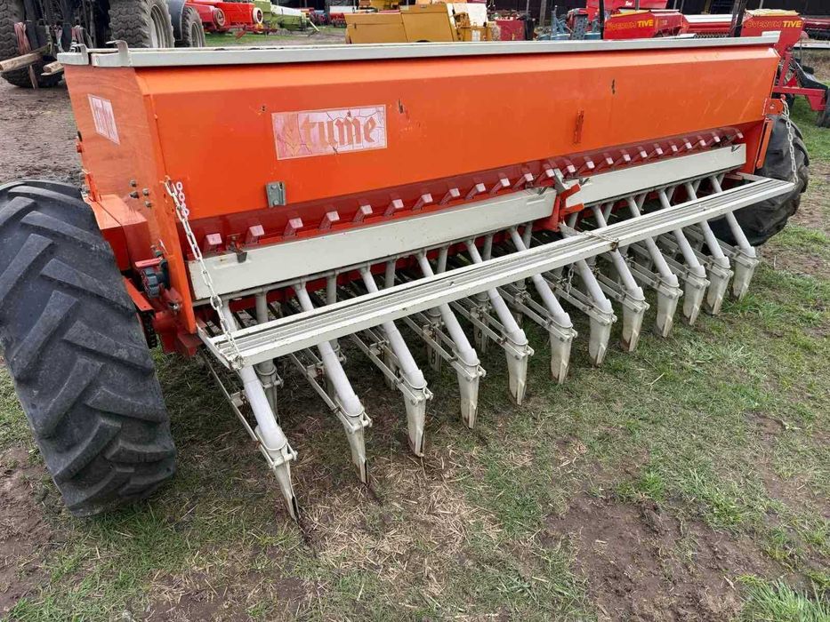 Сівалка зернова причіпна анкерна з міндобривом 3м TUME HKL 300 (СЗ)