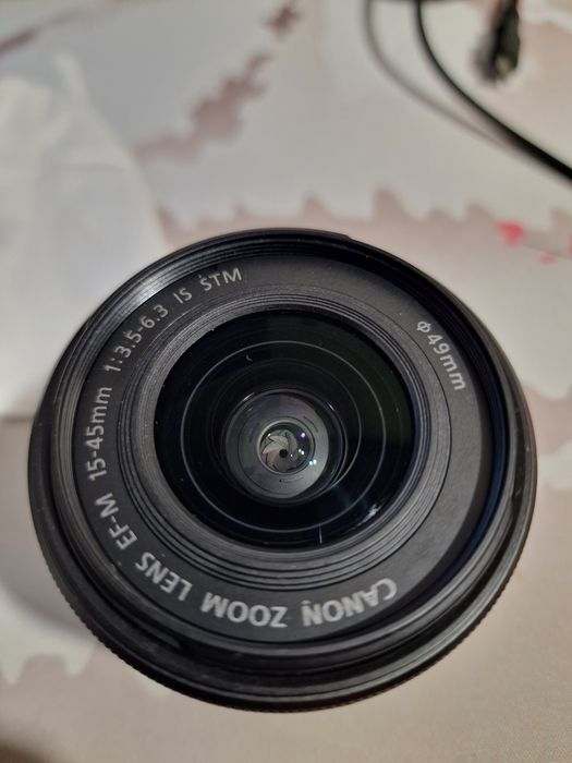 Câmera Canon EOS M50 Mark II + Lente EF-M 15-45mm f/3.5-6.3+Acessórios