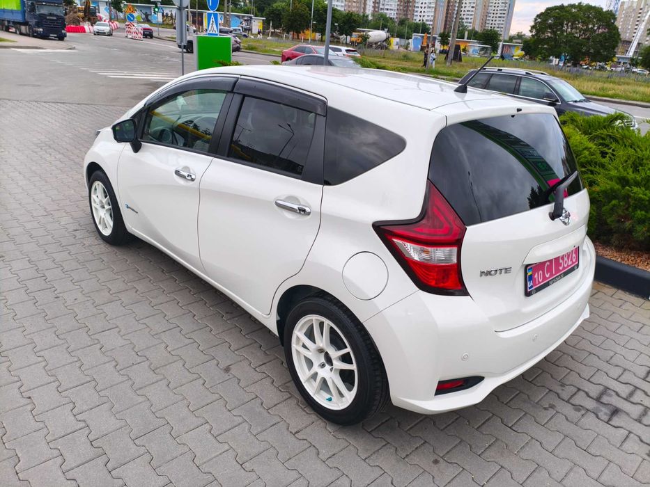 Продам Nissan Note E-Power 2018 Гібрид 3.5л.-100км.