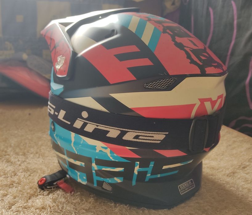 Capacete enduro c/novo