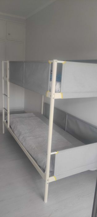 Cama Beliche Para Criança e Jovem com Pouco Uso