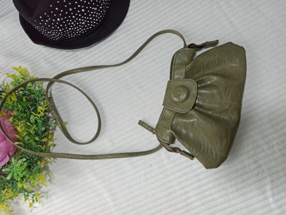 Sg Zielona khaki mała torebka na długim pasku listonoszka