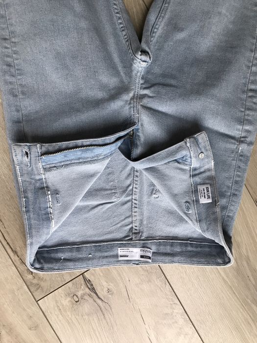 Spodnie jeansowe Bershka Rozmiar 38 NOWE